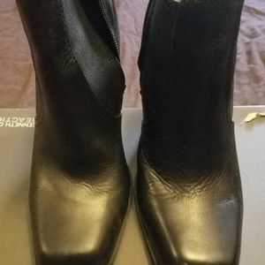 KENNETH COLE BOOTS